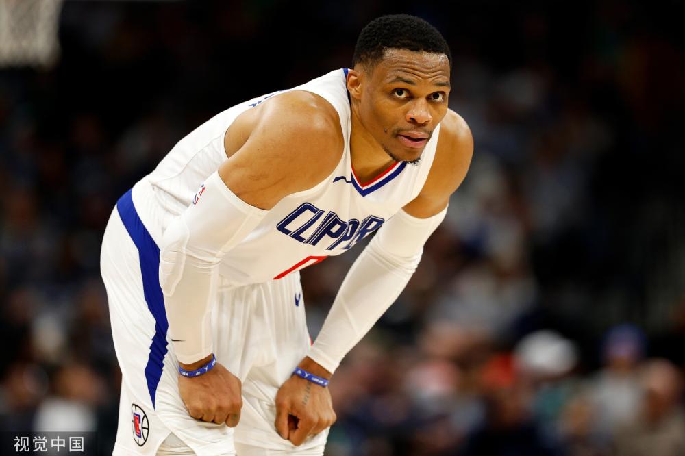 终强调与球 终强调与球